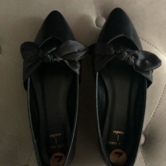 Ribboned bow flats - Picture 2 of 6